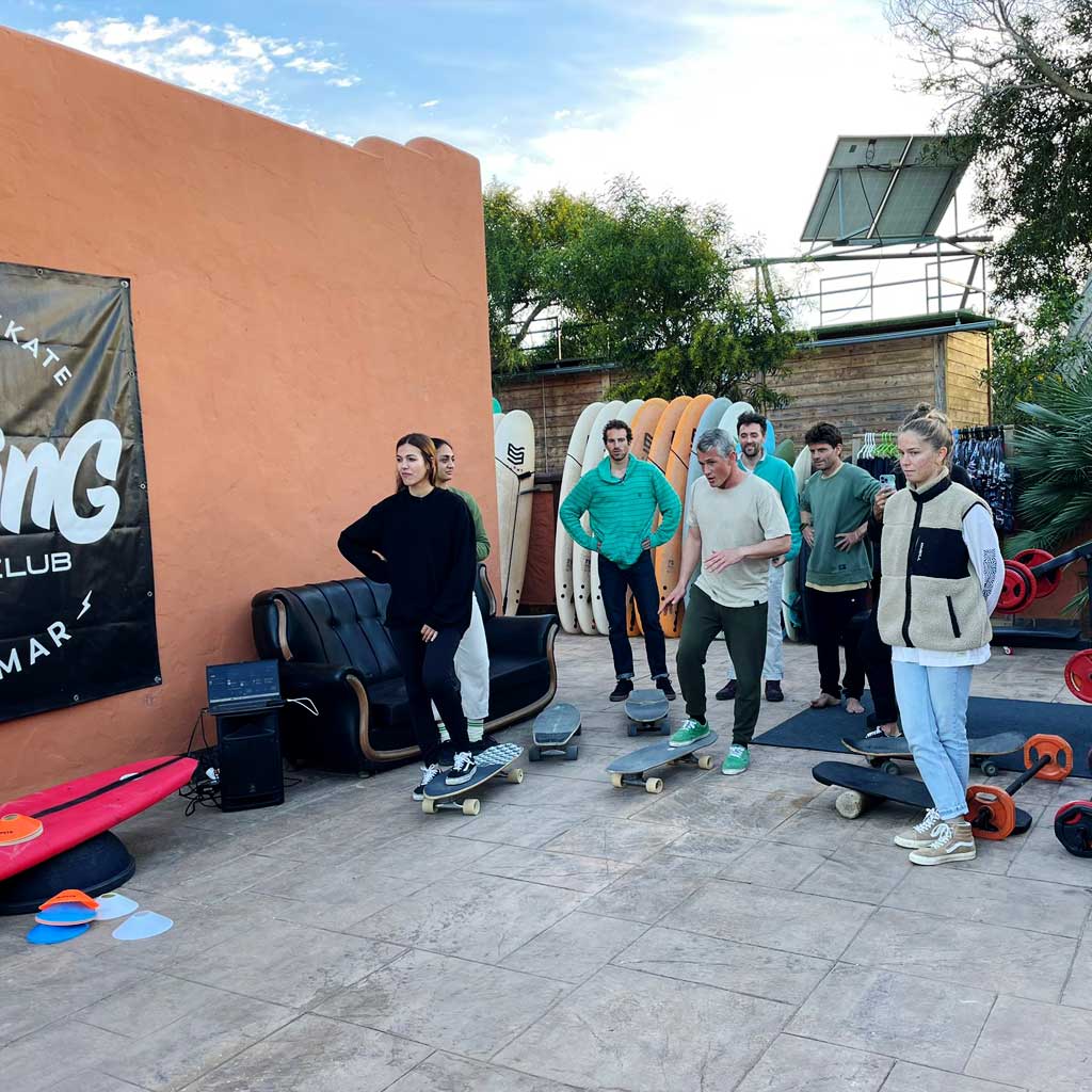19 al 21 Abril 2024 | Surf Coaching de Surf en El Palmar con Miguel Rodríguez - Carving Social Club