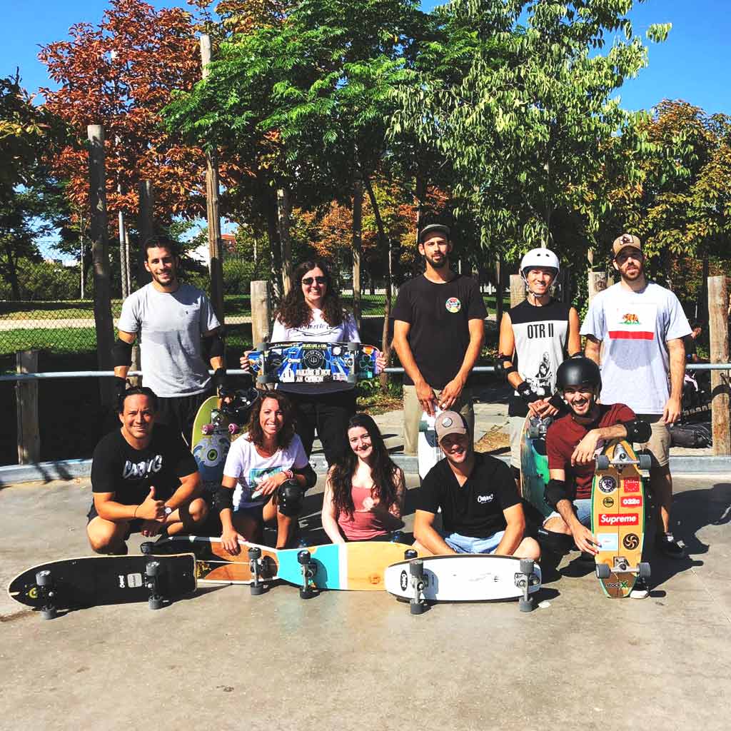 Clase Grupal Surfskate | Nivel Intermedio | Parque del Retiro - Carving Social Club