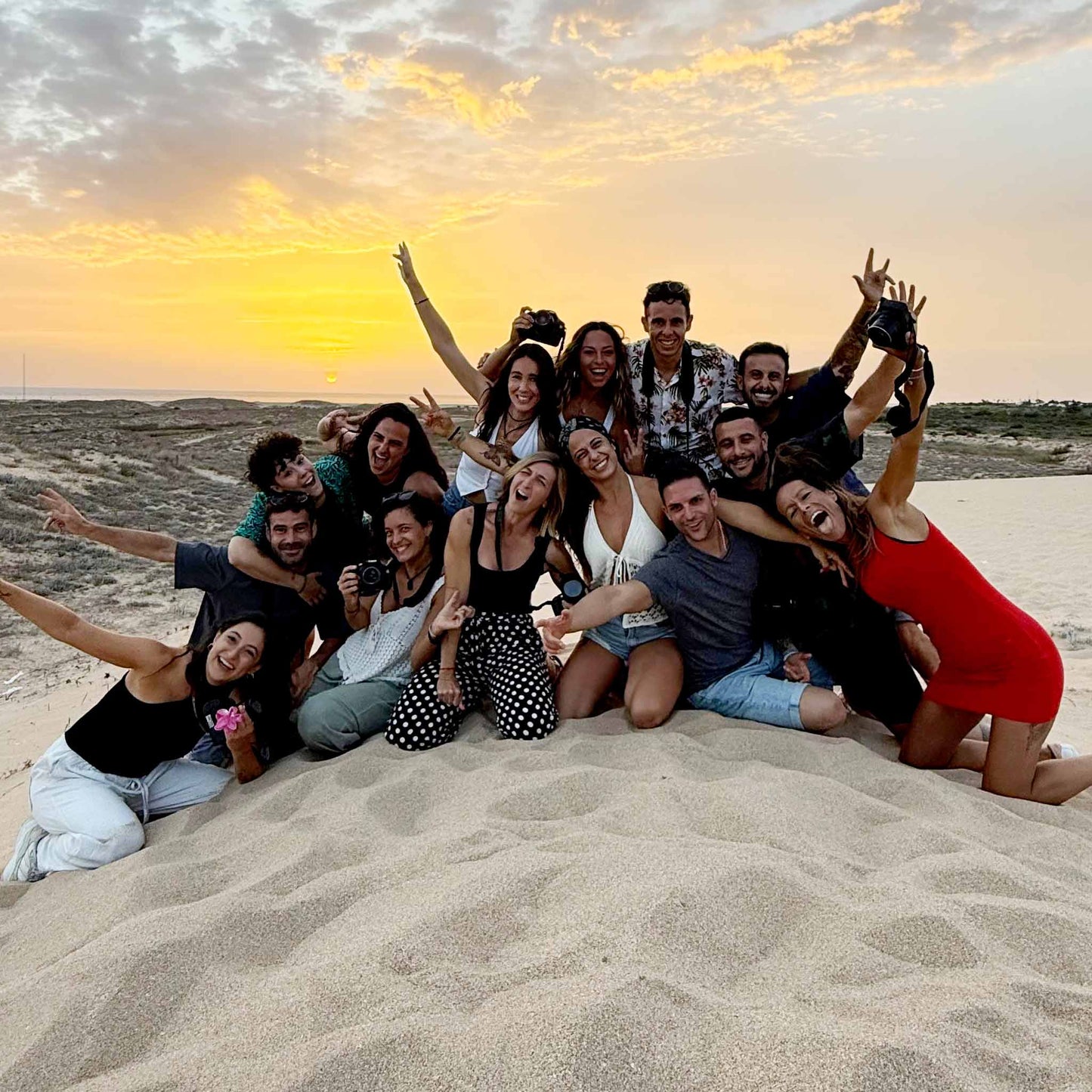 Disfrutando del surf, los atardeceres y los puentes festivos en la playa de El Palmar, Cádiz