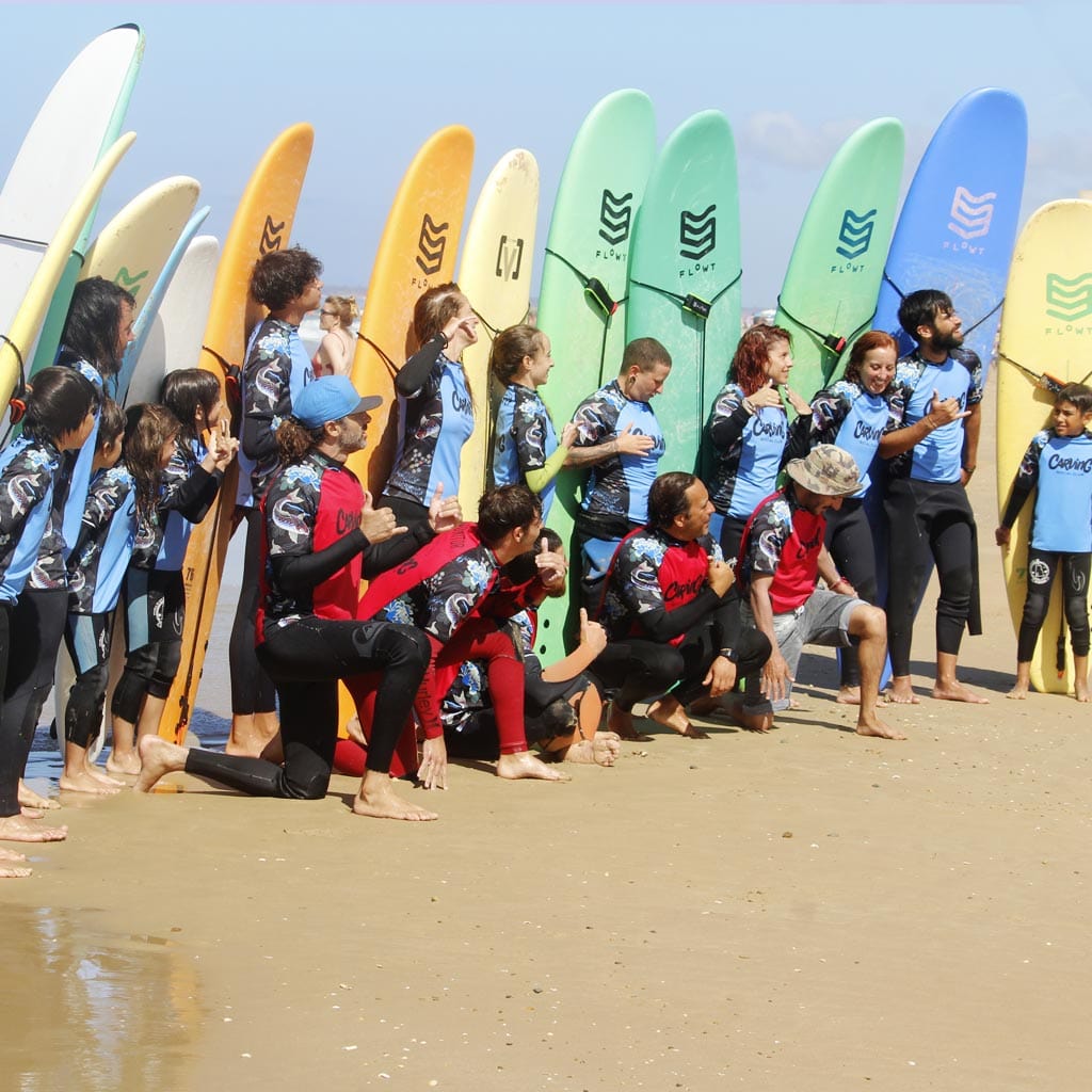 Bonos Clases Grupales de Surf | Playa el Palmar - Carving Social Club