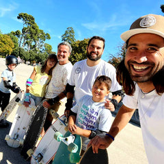 Carving Social Club Clases surfskate Clase Grupal Surfskate Padres e hijos | Nivel Intermedio | Parque del Retiro